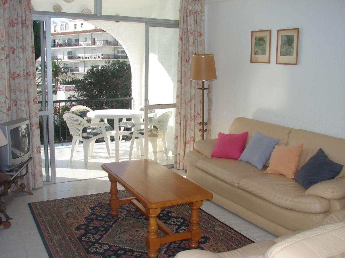 Verdemar 15 Menyber Apartment เนร์คา ภายนอก รูปภาพ