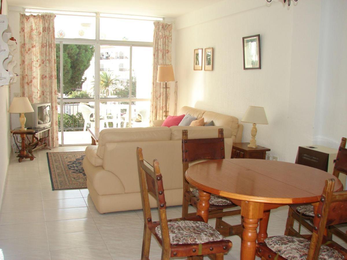 Verdemar 15 Menyber Apartment เนร์คา ภายนอก รูปภาพ